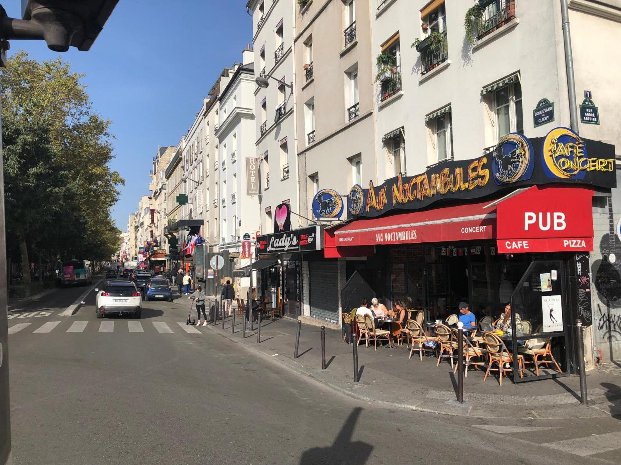 Studio Pigalle De 25 M2 - 2 Lits Simples Type Gigogne Pour 2 Personnes - Quartier Touristique De Paris - 2 Minutes De La Station Metro Pigalle ,Petit Train Vers La Butte Montmartre-Cabaret Moulin Rouge A 200 M,Cabaret Chez Michou-Restaurants-Saunas Exterior foto