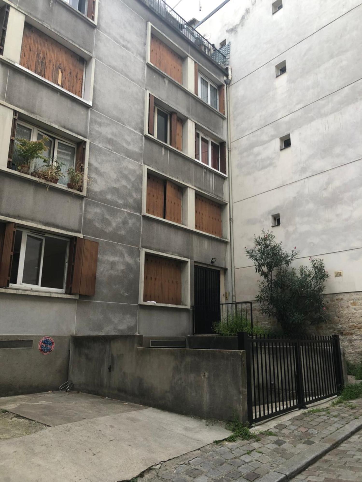 Studio Pigalle De 25 M2 - 2 Lits Simples Type Gigogne Pour 2 Personnes - Quartier Touristique De Paris - 2 Minutes De La Station Metro Pigalle ,Petit Train Vers La Butte Montmartre-Cabaret Moulin Rouge A 200 M,Cabaret Chez Michou-Restaurants-Saunas Exterior foto