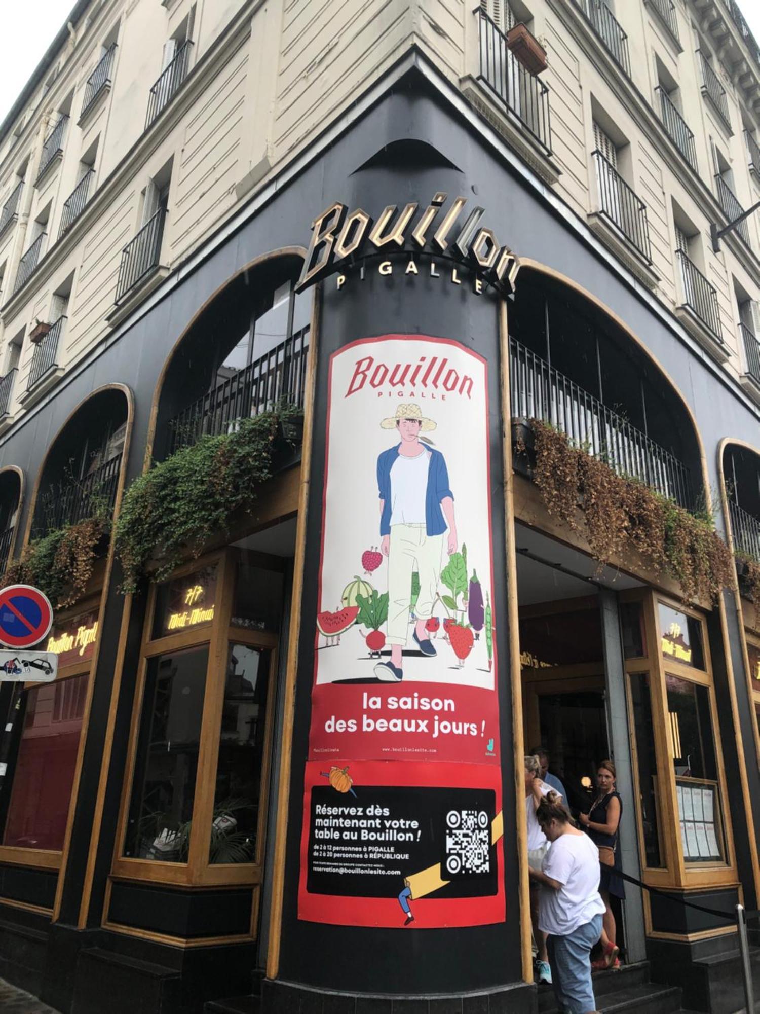 Studio Pigalle De 25 M2 - 2 Lits Simples Type Gigogne Pour 2 Personnes - Quartier Touristique De Paris - 2 Minutes De La Station Metro Pigalle ,Petit Train Vers La Butte Montmartre-Cabaret Moulin Rouge A 200 M,Cabaret Chez Michou-Restaurants-Saunas Exterior foto